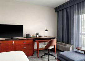 Courtyard by Marriott Minneapolis-St. Paul Airport 4