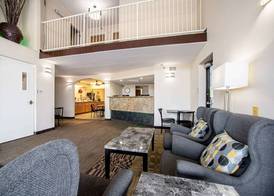 Quality Inn Near Six Flags St. Louis 2
