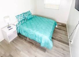 Uptown Inn & Suites 5