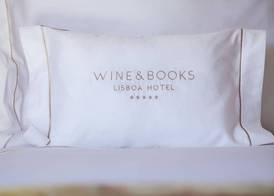 Wine & Books Lisboa Hotel 5
