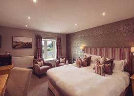 Longlands Inn & Cottages 4