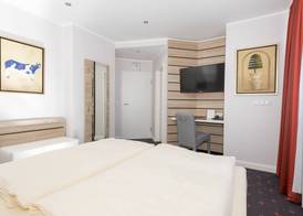 Hotel Tiek Superior 5