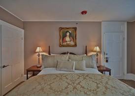 Tom Quick Inn 5