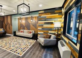 Blaine Town Inn & Suites 5