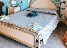 Alexander's Home 5