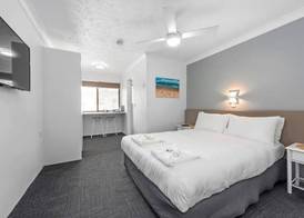 Gold Coast Inn 3
