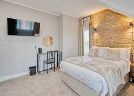 The Stuart Hotel 5