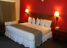 Econo Lodge Inn & Suites Abilene East District 4