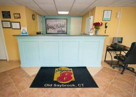 Super 8 by Wyndham Old Saybrook 4