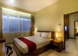Seminyak Square Hotel And Villas 3