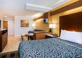 Days Inn & Suites by Wyndham Antioch 3