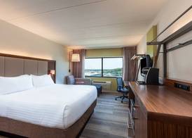 Holiday Inn Express HAUPPAUGE-LONG ISLAND by IHG 4
