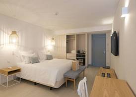 Malibu Foz Hotel - La Maison Younan 5