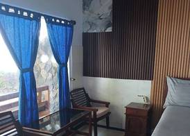 Hotel Tara Bar & Resto Air Sanih 5