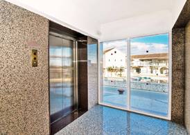 Hotel Aura 3