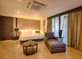 Lot 33 Boutique Hotel 4