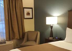 AmericInn by Wyndham Burnsville 4