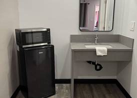 Welcome Inn & Suites Anaheim 5