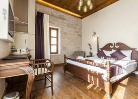 Orchis Hotel 3