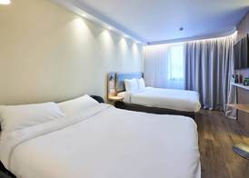 B&B HOTEL Deauville-Touques 5