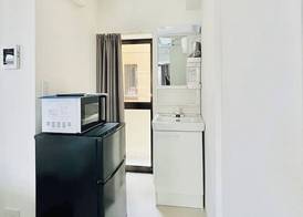 GLOU Yochomachi Compact Stay in Shinjuku 5