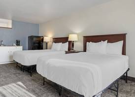 Seaport Inn and Suites 5