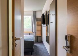 B&B Hotel Ingolstadt-Ost 5