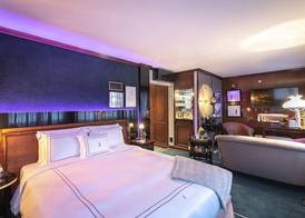 Bebek Hotel By The Stay 5