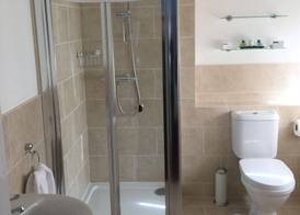 Greyhound Country Inn 5