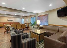 Best Western Plus Windjammer Inn & Conference Center 4