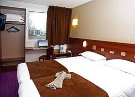 Brit Hotel Rennes Le Castel 4