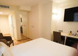 Hotel Centre Reus 5