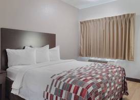 Red Roof Inn San Antonio - Seaworld Northwest 5