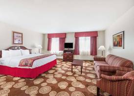 Hawthorn Extended Stay by Wyndham Seville 4