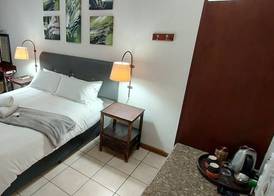 Premiere Guesthouse 4