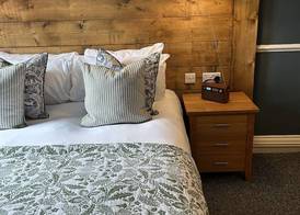 The Pelican Inn 5