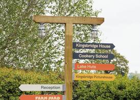 Tewinbury Farm Hotel 2