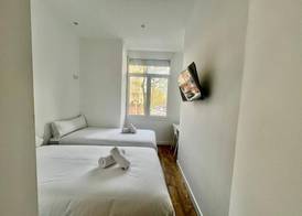 Hostal Bernabeu 3