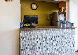 Rodeway Inn Downtown Hanford 2