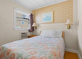 Beach Motel and Suites 3
