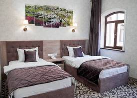 Level Hotel 4