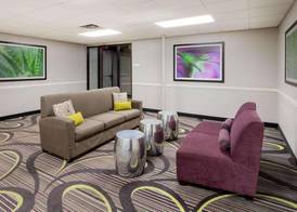 Bloom Hotel 4