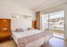 Apartamentos Cabau Altair 4