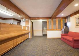 Super 8 by Wyndham Oneonta/Cooperstown 2