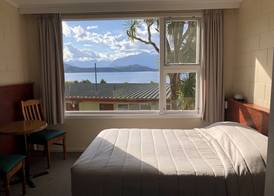 Te Anau Manapouri Lake Hotel 4