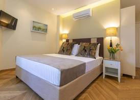 IPELHOME - Plaka Boutique Apartments 5