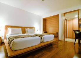 Gumilang Regency Hotel 3