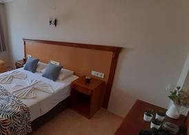 Rosy Suites Hotel 5