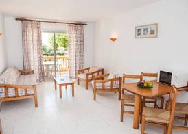 Apartamentos Sol Romántica by DOT Suites 3