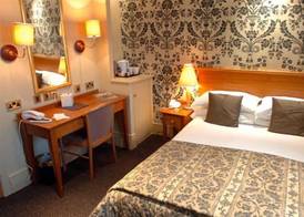 Hotel Manor - Datchet, Windsor 3